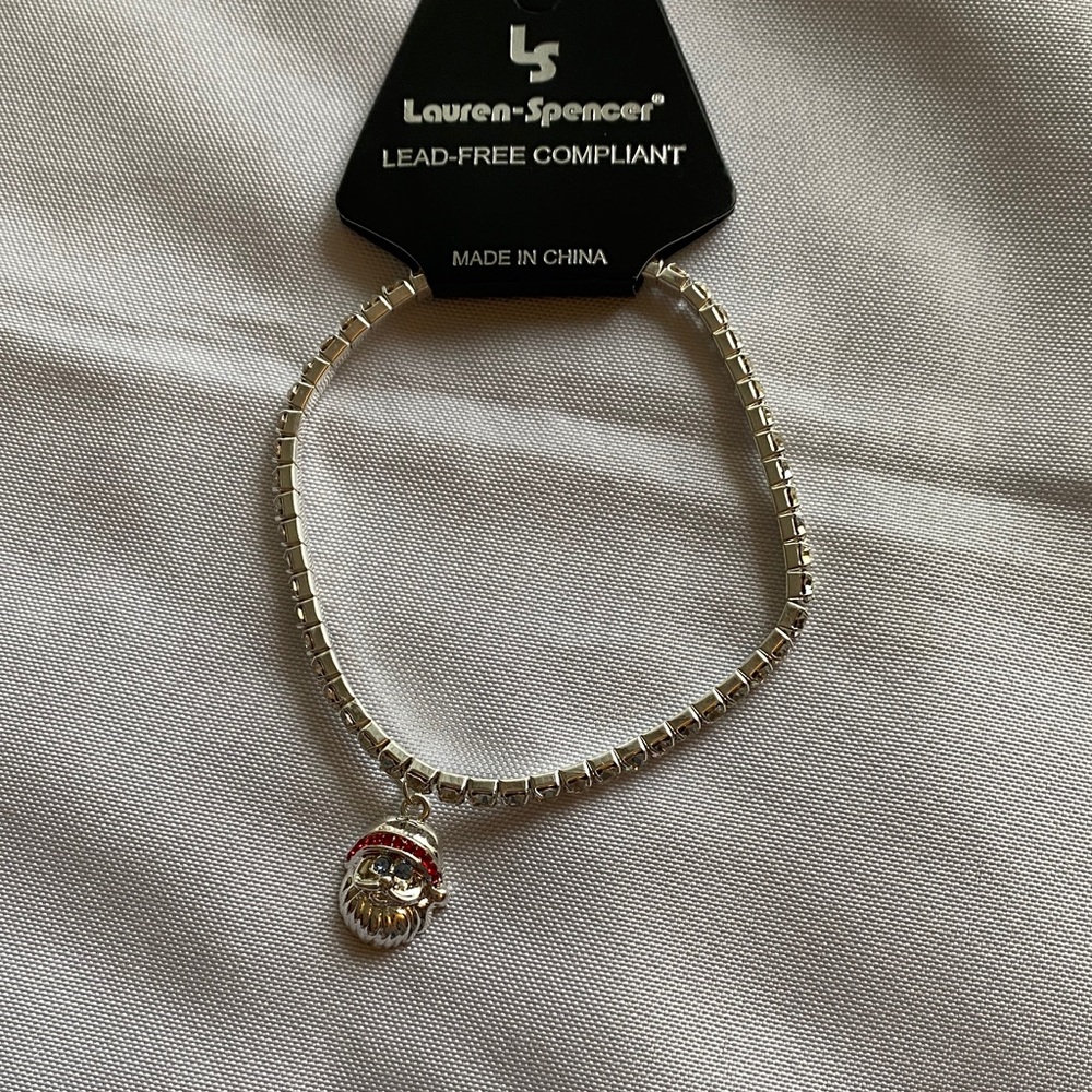 Silver Blue Eyes Santa Charm elastic Bracelet